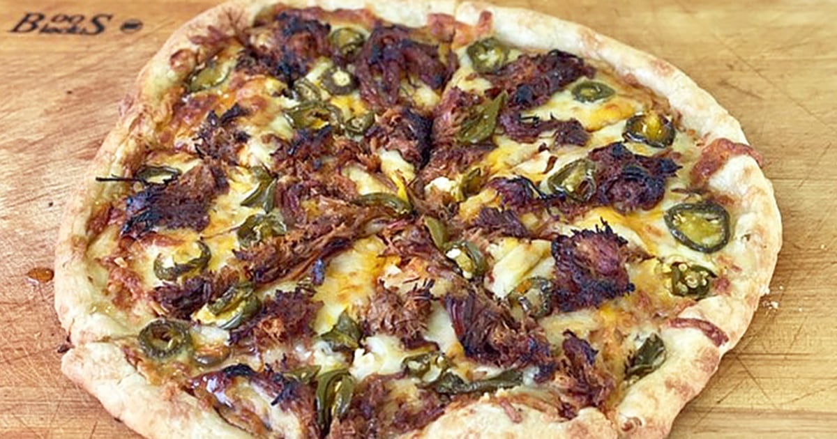 Smoky BBQ Pulled Pork Pizza – Ultimate Flavor Feast