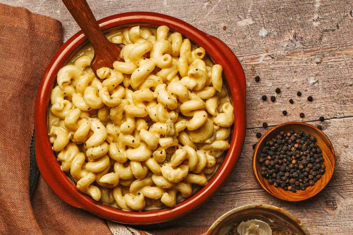 Ultimate Hatch Chile Mac & Cheese for a Bold BBQ Twist