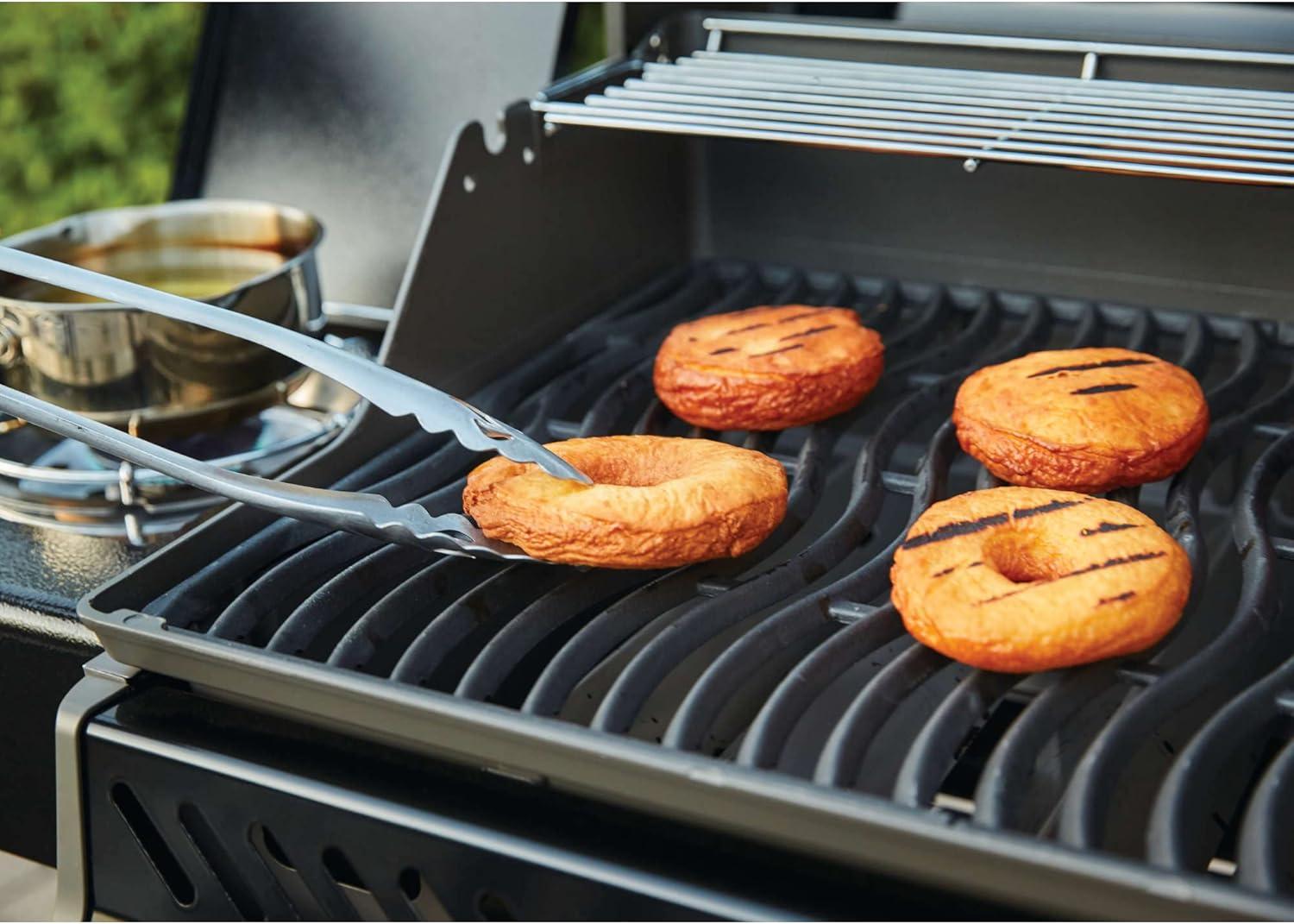 Turn Up the Heat: Our Play ⁣with the Napoleon Rogue 425