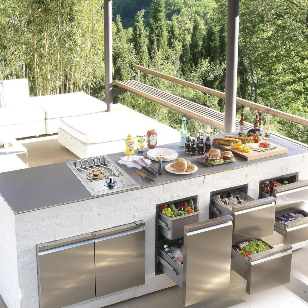 Our Backyard’s Secret Weapon: 17,500 BTU Side Burner