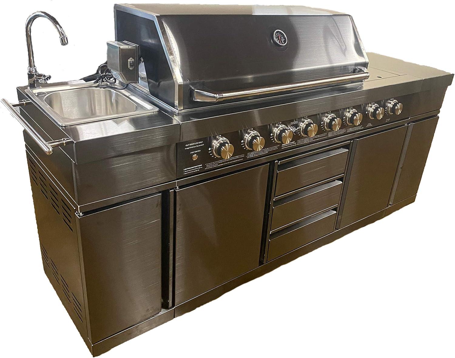 Grill & Chill: Our Take on ‍the 3-in-1 BBQ Kitchen