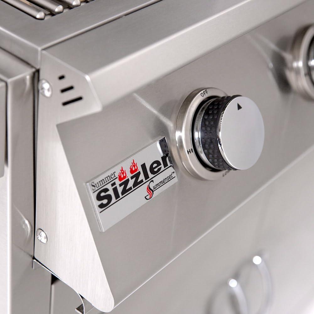 Grill Like Pros: ⁣Our Take on the 26''​ Summerset Sizzler