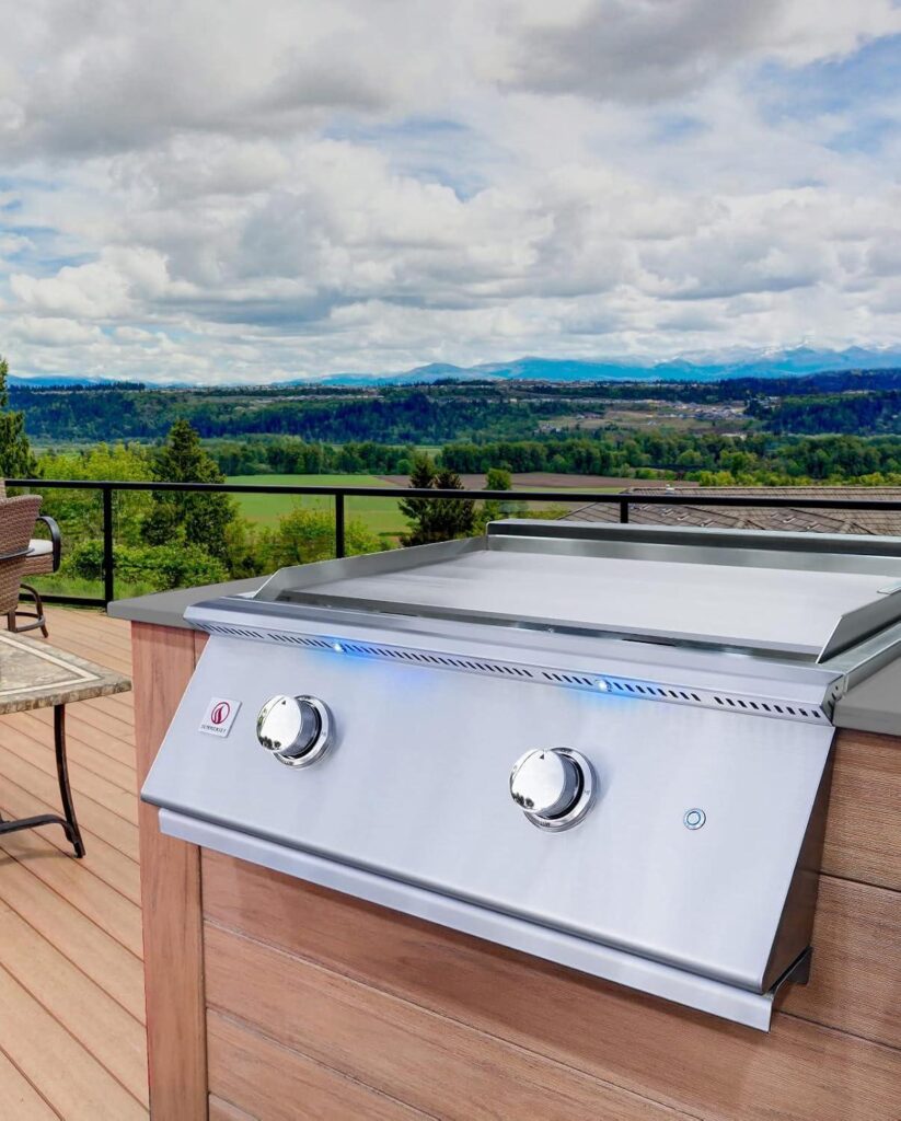 Sizzle & Grill: Our Review of the Summerset Gas Griddle